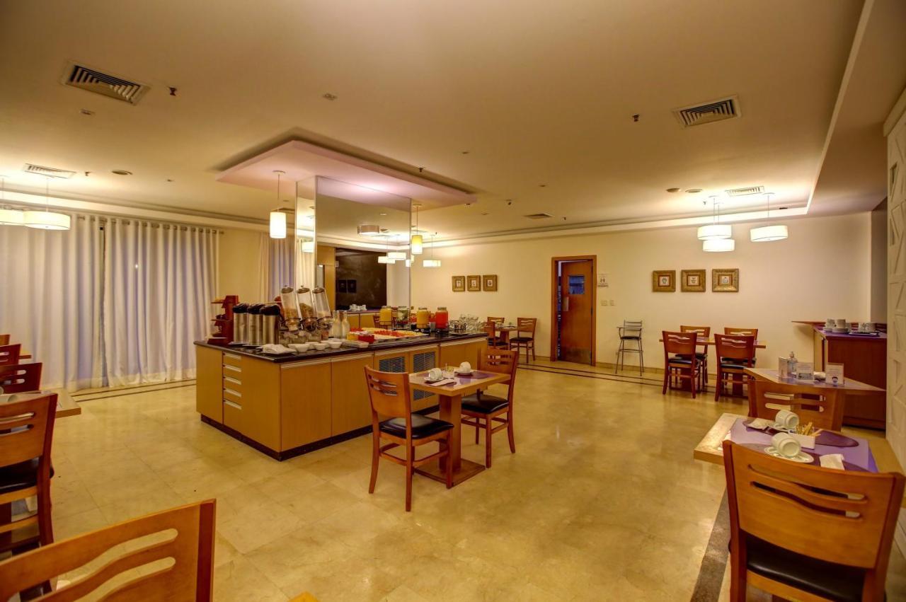 奥斯卡弗莱雷品质套房酒店 圣保罗 外观 照片